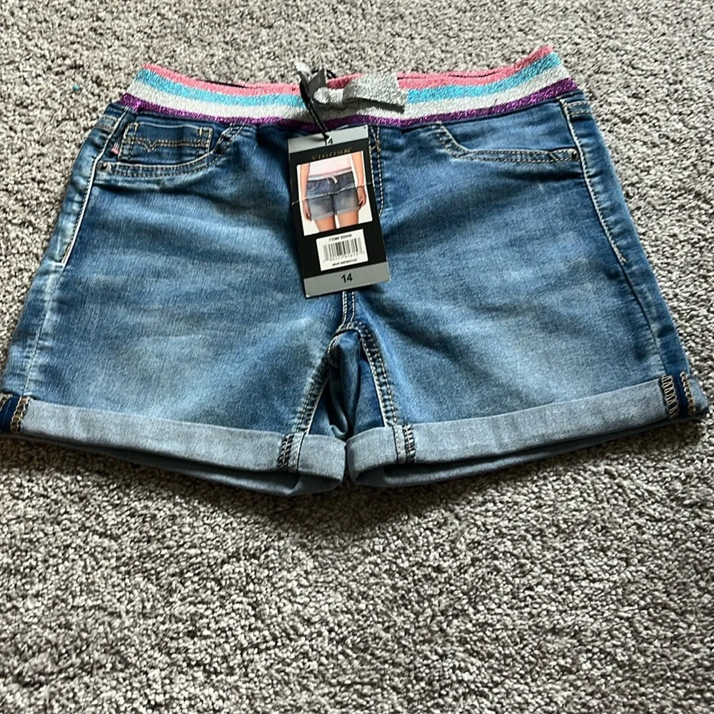 Vigoss New With Tags Malibu Mid-Shorts Size 14